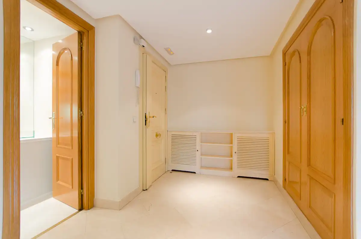 Flat for rent in Madrid  with Air Conditioner, Heating and Terrace