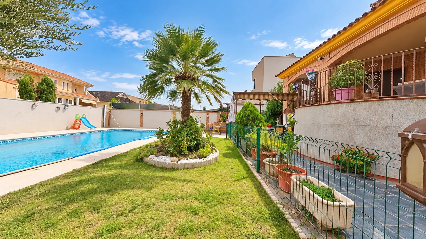 Piscina de Casa o chalet en venta en Pepino con Aire acondicionado, Calefacción y Jardín privado