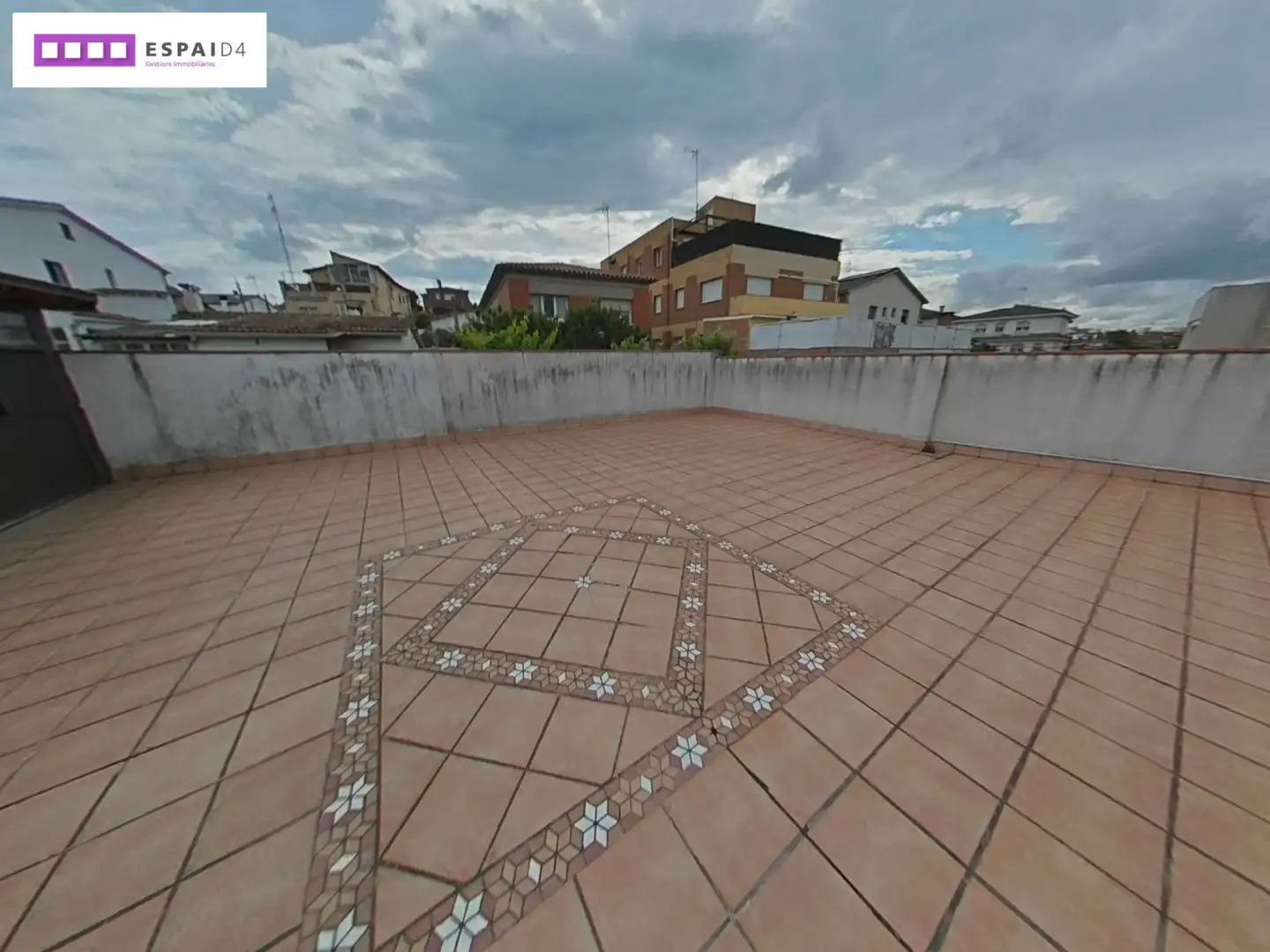 Terrassa de Casa o xalet en venda en Cerdanyola del Vallès amb Aire condicionat, Calefacció i Jardí privat