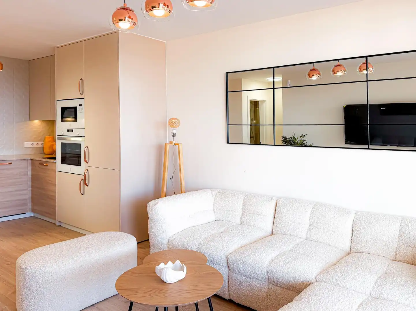 Sala d'estar de Apartament en venda en Adeje amb Aire condicionat, Jardí privat i Terrassa
