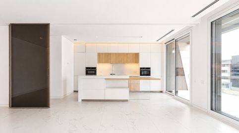 Foto 5 von Wohnung zur Miete in Avenida de Luis García Cereceda, Prado de Somoaguas, Pozuelo de Alarcón