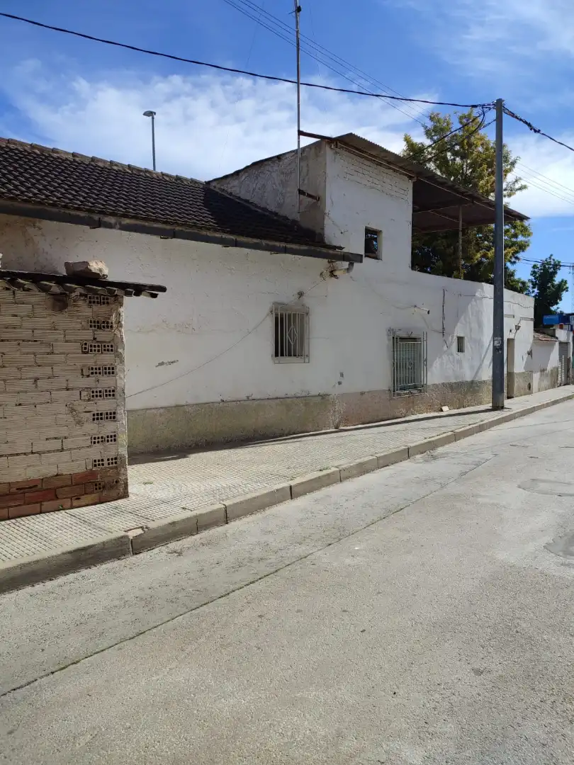 Vista exterior de Casa o xalet en venda en Murcia amb Terrassa i Traster