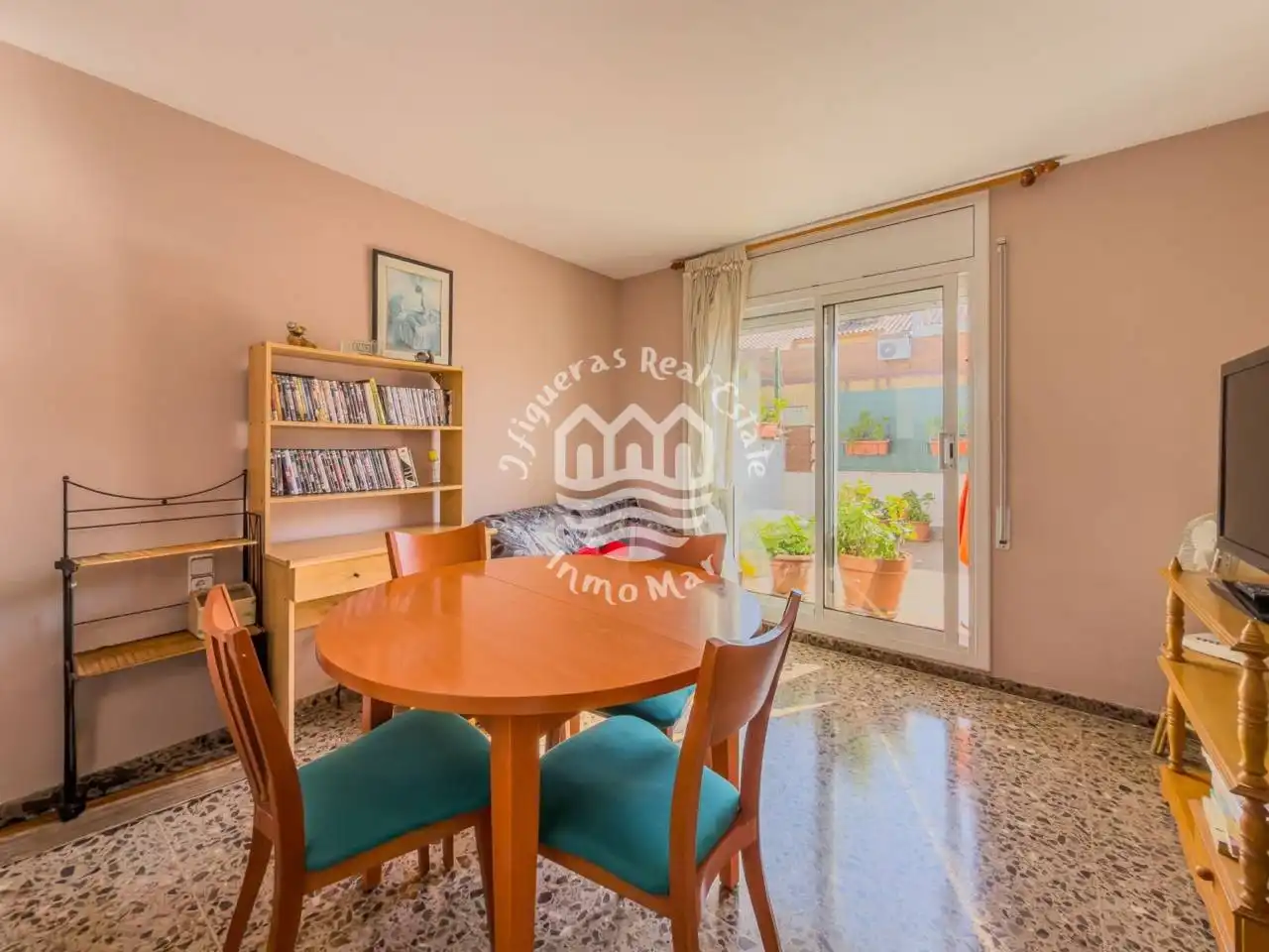 Vista exterior de Casa o xalet en venda en Terrassa amb Aire condicionat, Calefacció i Terrassa