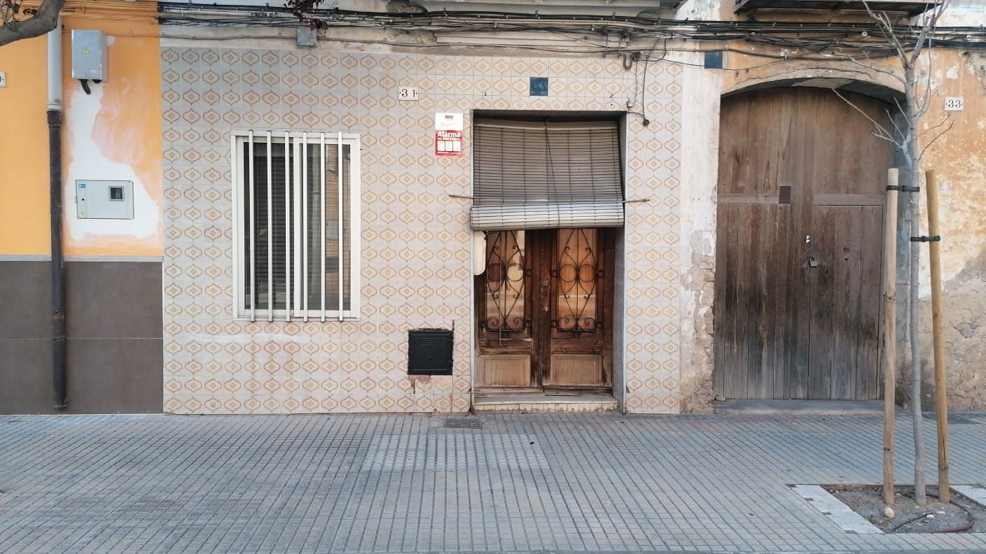Exterior view of House or chalet for sale in Gandia  with Air Conditioner, Storage room and Furnished