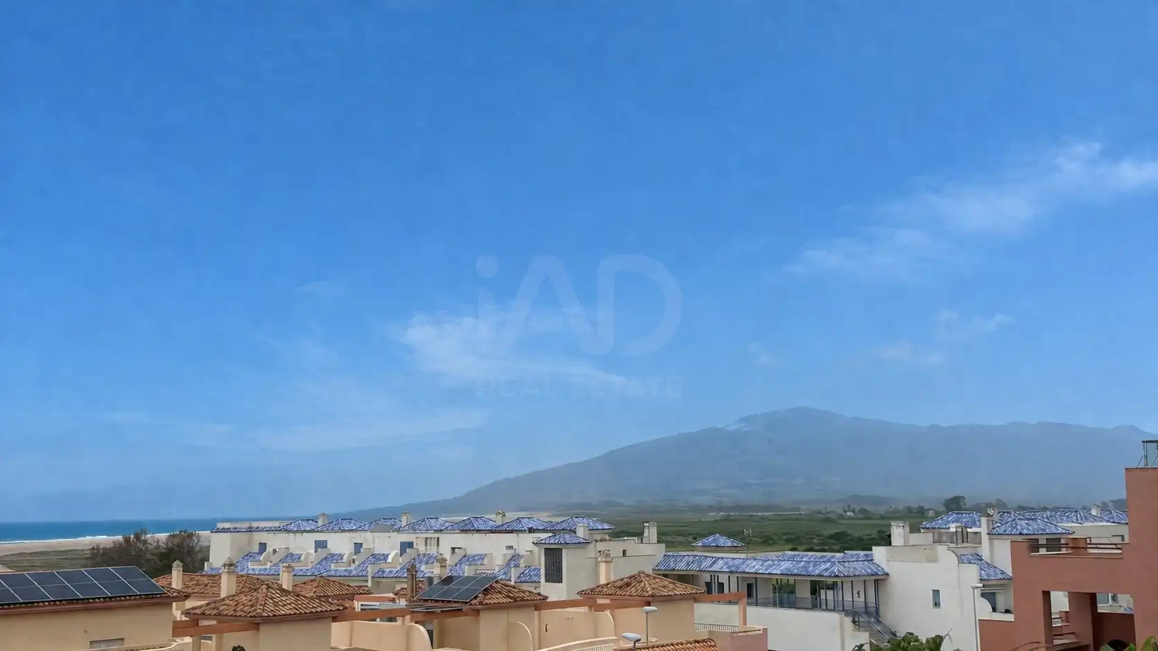 Vista exterior de Ático en venta en Tarifa con Aire acondicionado y Piscina