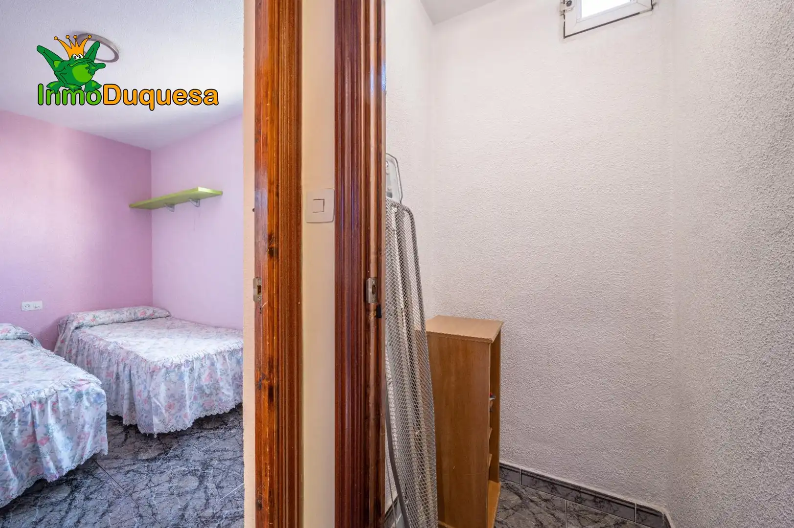 Dormitori de Casa adosada en venda en Atarfe