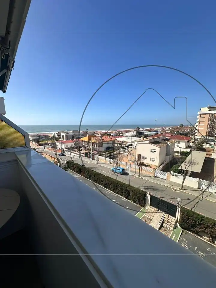 Vista exterior de Piso de alquiler en Punta Umbría con Terraza y Piscina comunitaria