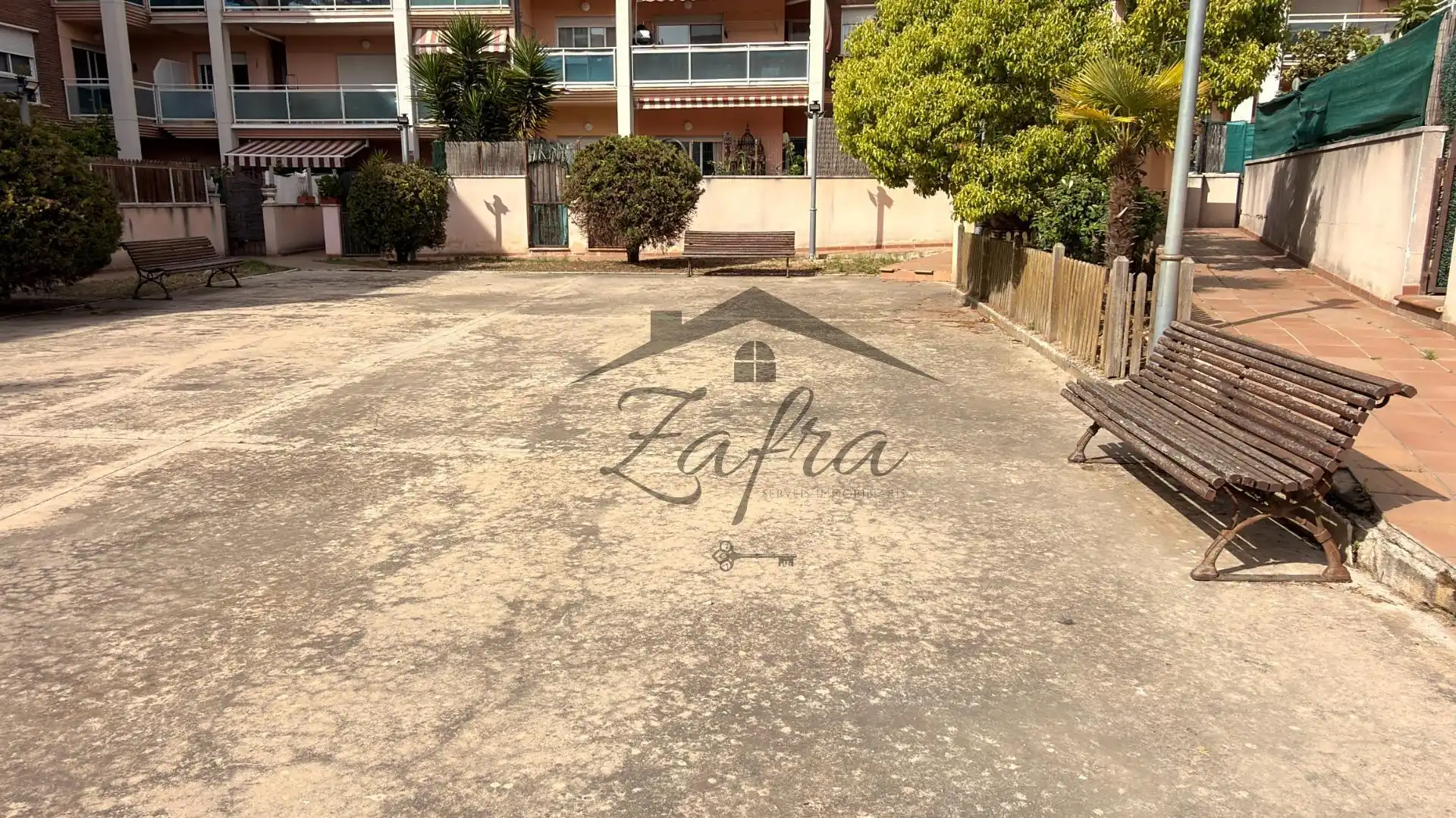 Aparcament de Planta baixa en venda en Tordera amb Calefacció i Terrassa