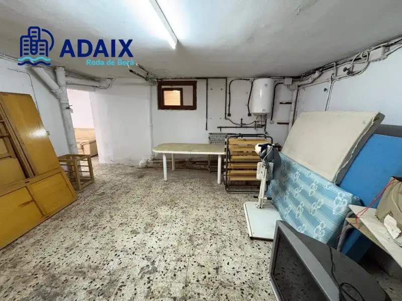 Casa o chalet en venta en Roda de Berà con Terraza, Trastero y Piscina