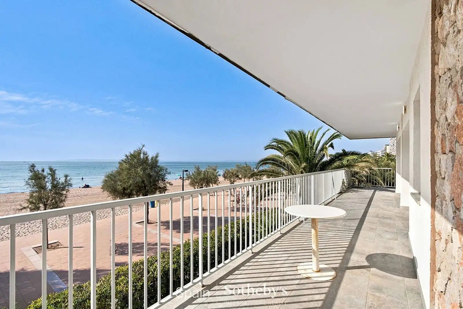 Casa aparellada amb piscina en venda a Passeig Marítim, imagen 11