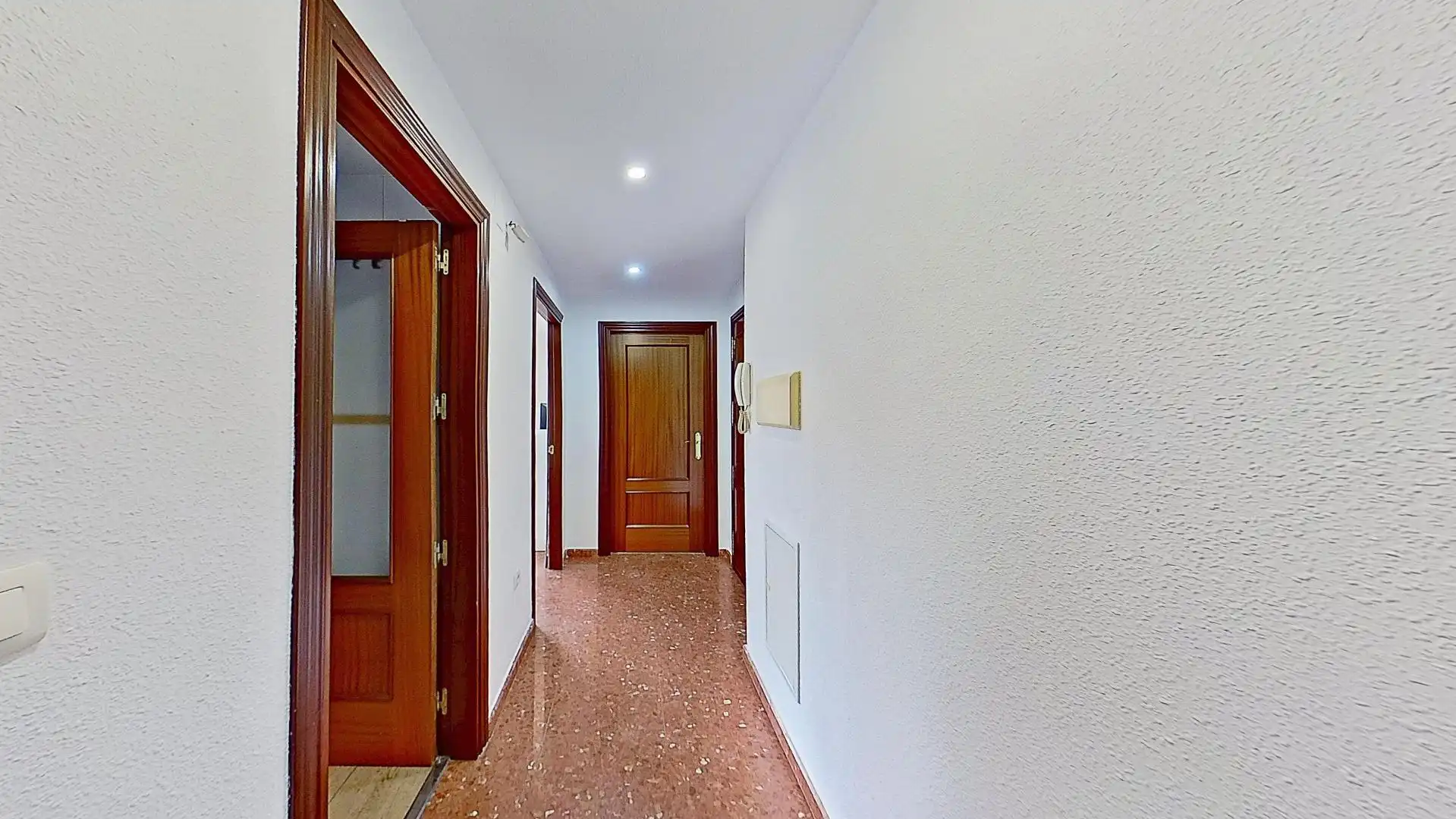 Piso en venta en Motril con Balcón