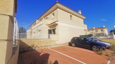 Foto 2 de Casa adosada en venda a Carrer de Josep Maria de Sagarra, 7, Platja de Mont-roig, Mont-roig del Camp