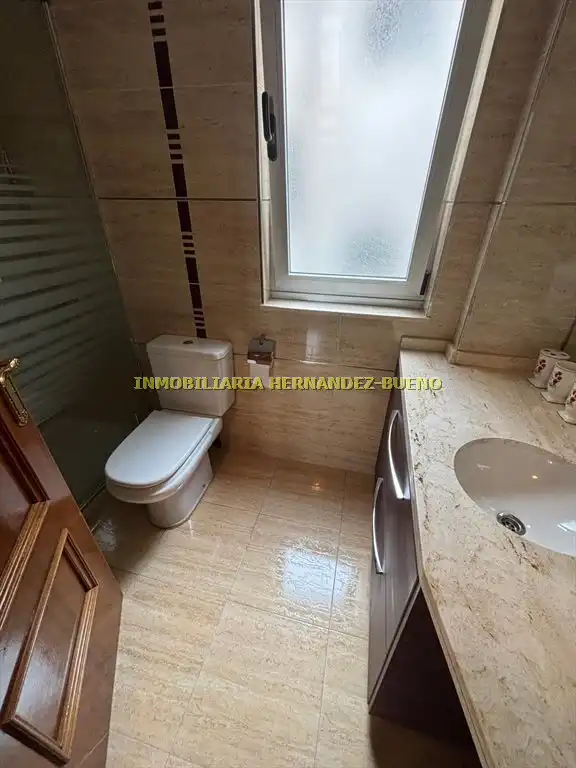 Bathroom of Flat for sale in Salamanca  with Heating and Balcony