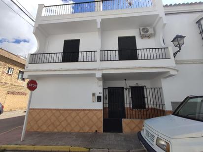Vista exterior de Casa o xalet en venda en La Puebla de Cazalla