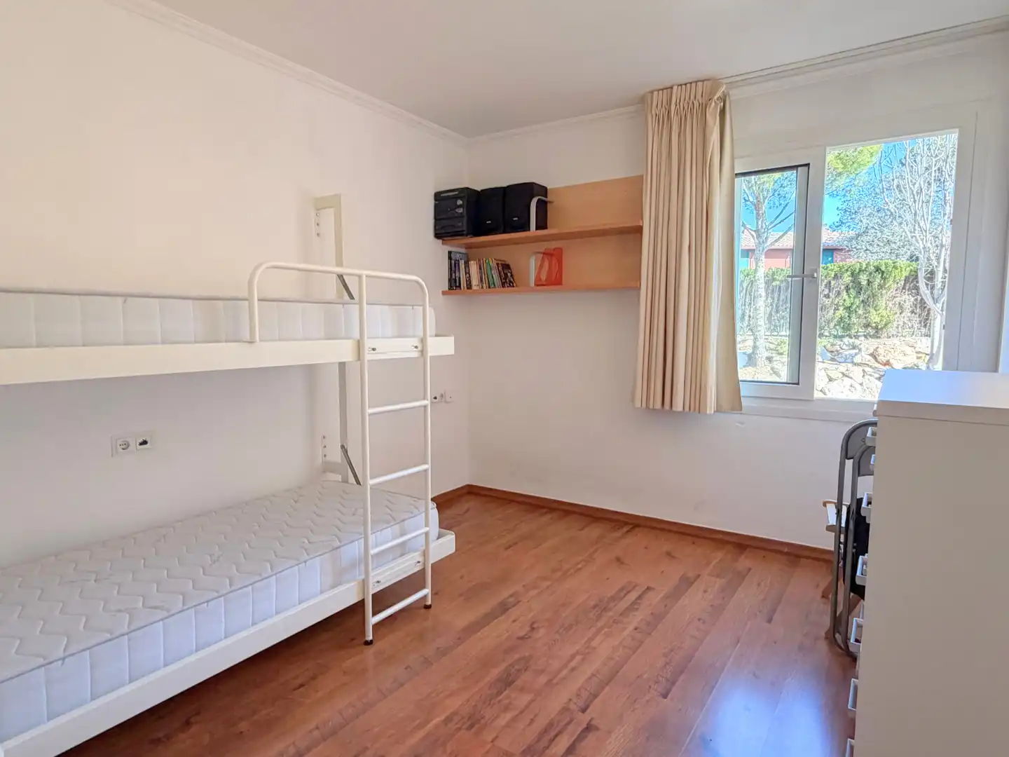 Dormitori de Casa adosada en venda en Sant Feliu de Guíxols amb Calefacció, Jardí privat i Piscina