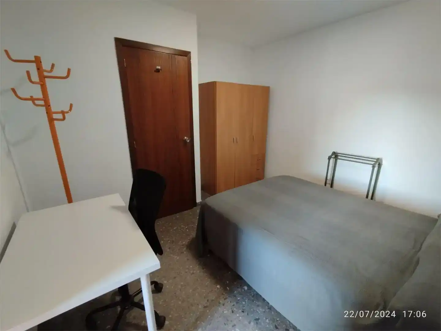 Schlafzimmer von Wohnung zur Miete in  Valencia Capital mit Klimaanlage und Balkon