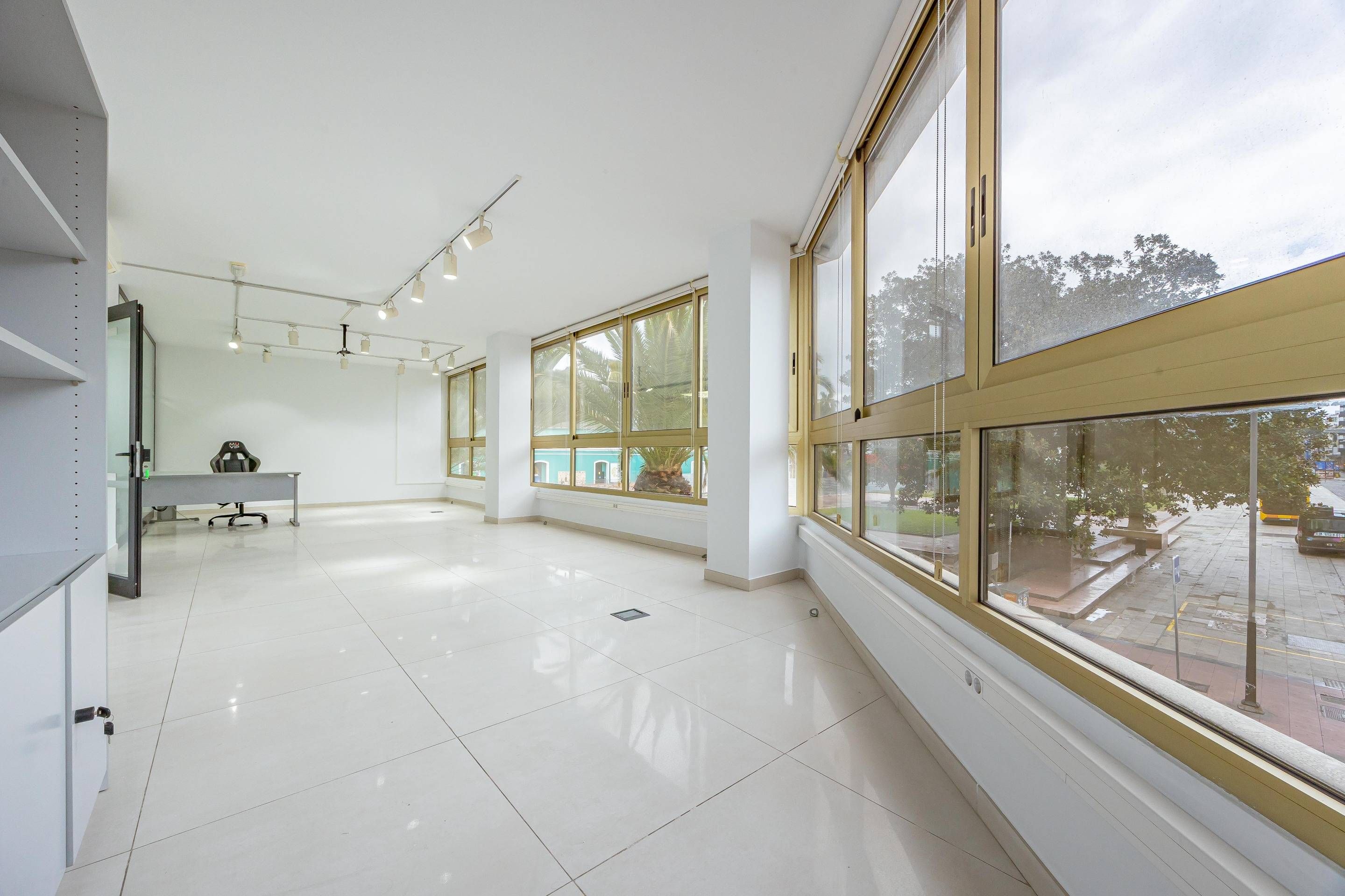 Office to rent in Calle Luis Morote, 6, Santa Catalina - Canteras