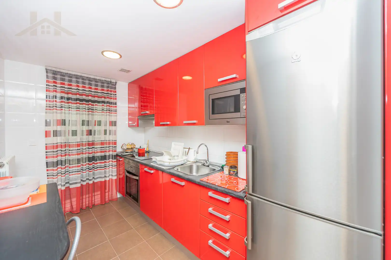 Cocina de Piso en venta en San Lorenzo de El Escorial con Calefacción, Terraza y Trastero
