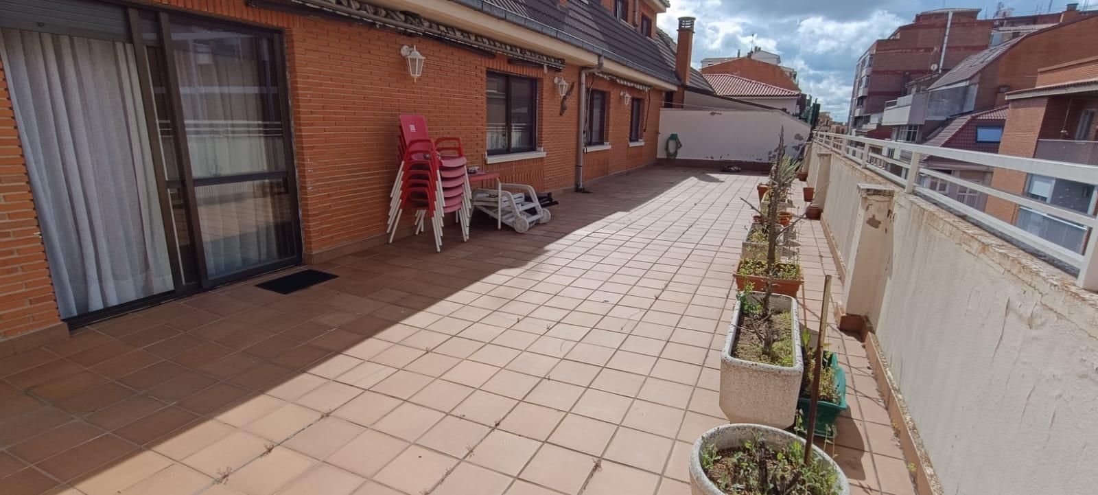 Terrassa de Àtic en venda en Zamora Capital  amb Calefacció, Terrassa i Traster