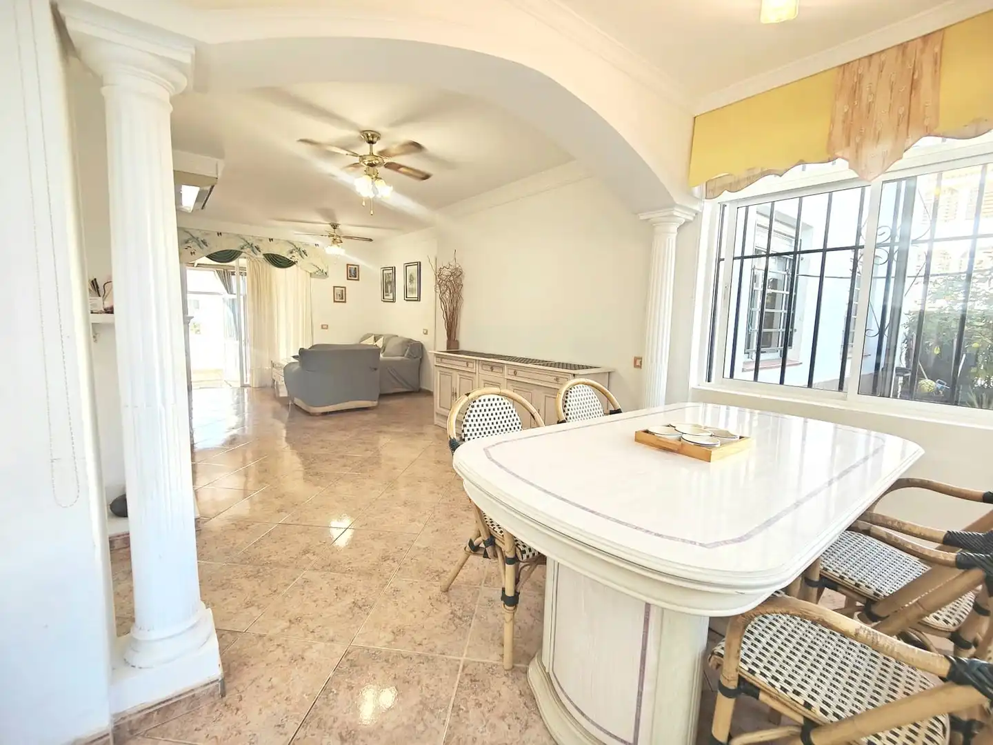 Comedor de Planta baja en venta en Arona con Jardín privado, Terraza y Amueblado