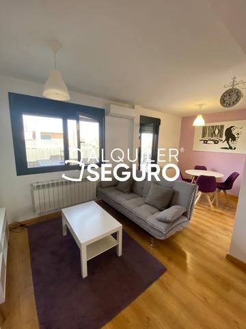 Piso en Alquiler en Bulevar Castilla la mancha en Marchamalo