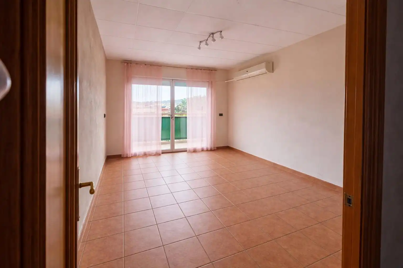 Sala de estar de Piso en venta en Sant Sadurní d'Anoia con Aire acondicionado, Calefacción y Balcón