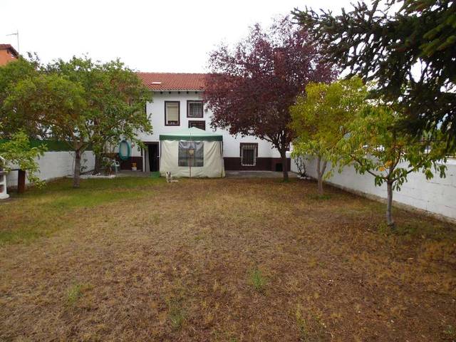 Casa-chalet en Venta en Merindad de Cuesta-Urria