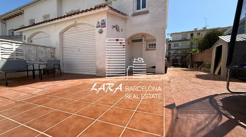 Foto 4 de Casa adosada en venda a Bellamar, Castelldefels