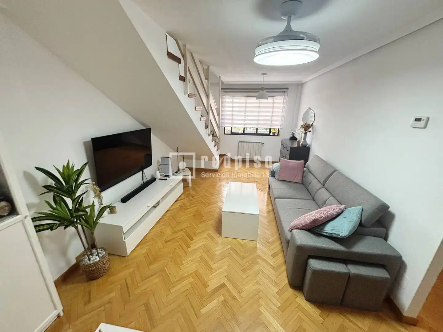 Sala d'estar de Pis en venda en Guadalajara amb Calefacció, Parquet i Moblat