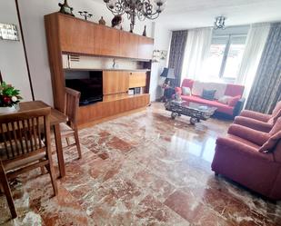 Living room of Flat to rent in  Granada Capital  with Air Conditioner, Furnished and Washing machine