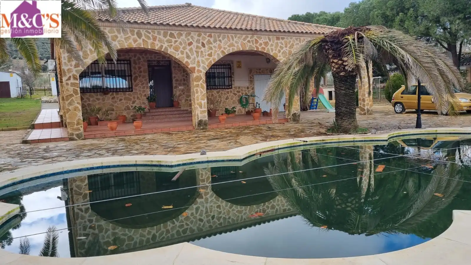 Piscina de Casa o xalet en venda en Cabezarrubias del Puerto amb Aire condicionat, Calefacció i Jardí privat