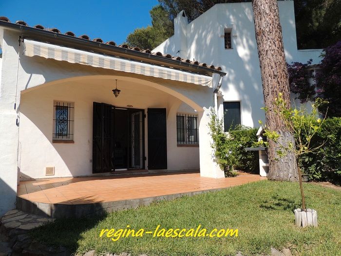 Garden of Single-family semi-detached for sale in L'Escala  with Air Conditioner, Heating and Private garden
