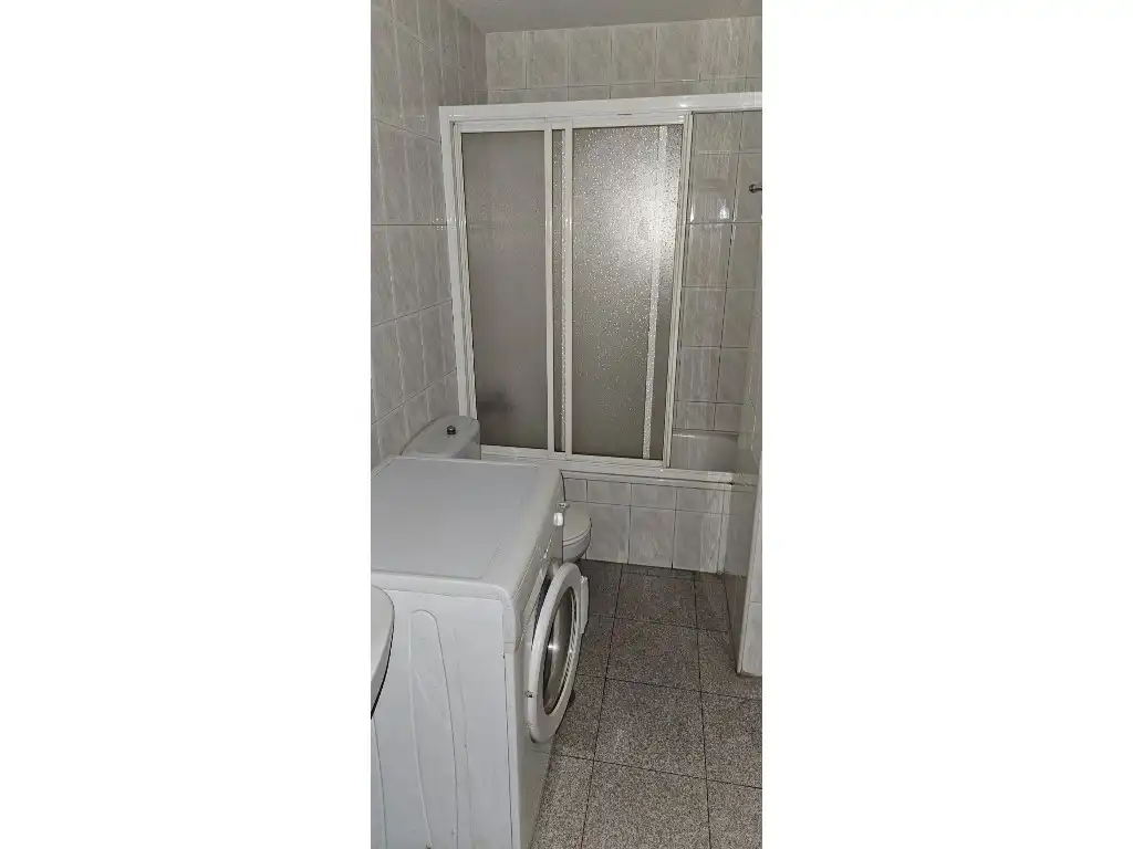 Bathroom of Flat for sale in Morcín