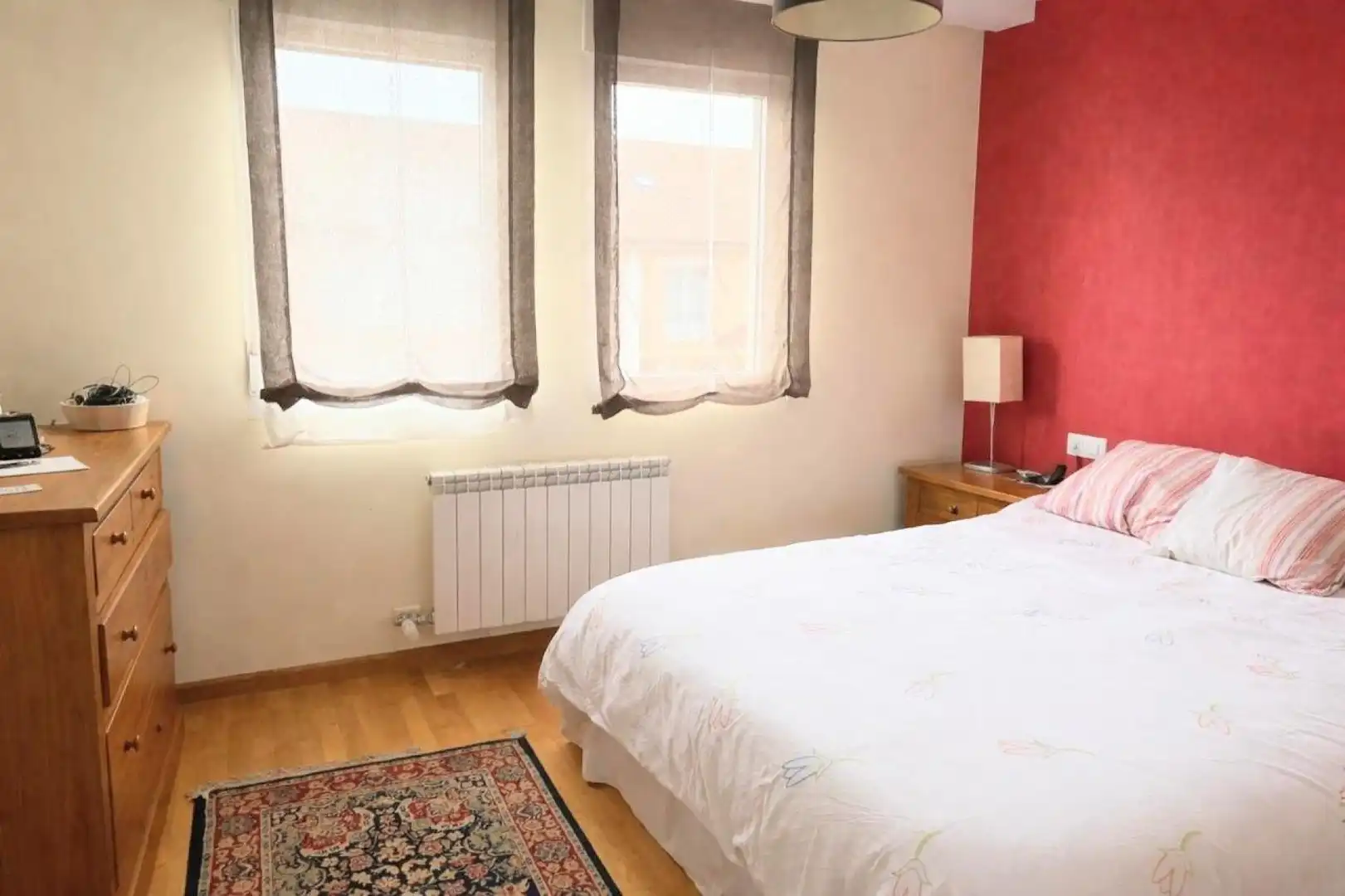Habitación de Casa adosada en venta en San Andrés del Rabanedo con Calefacción