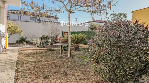 Casa independiente con jardín, garaje y local comercial en Besalú, imatge 5