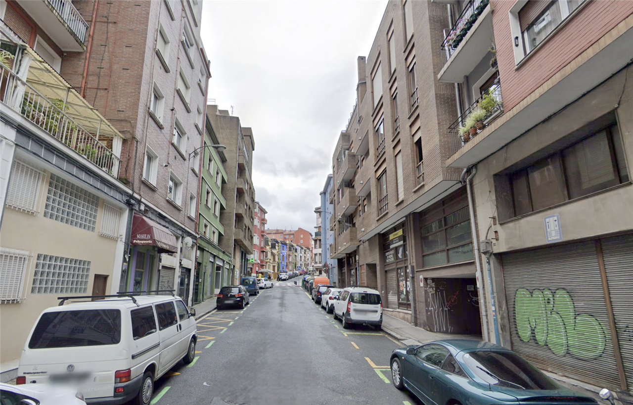 Vista exterior de Garaje en venta en Basauri 