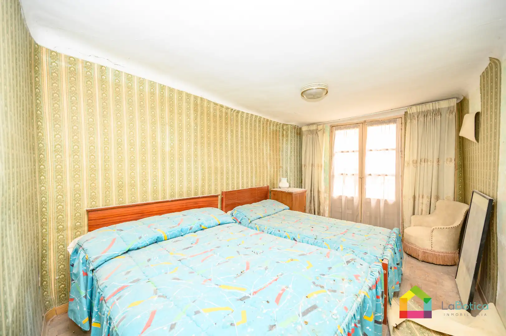 Habitación de Edificio en venta en Toledo