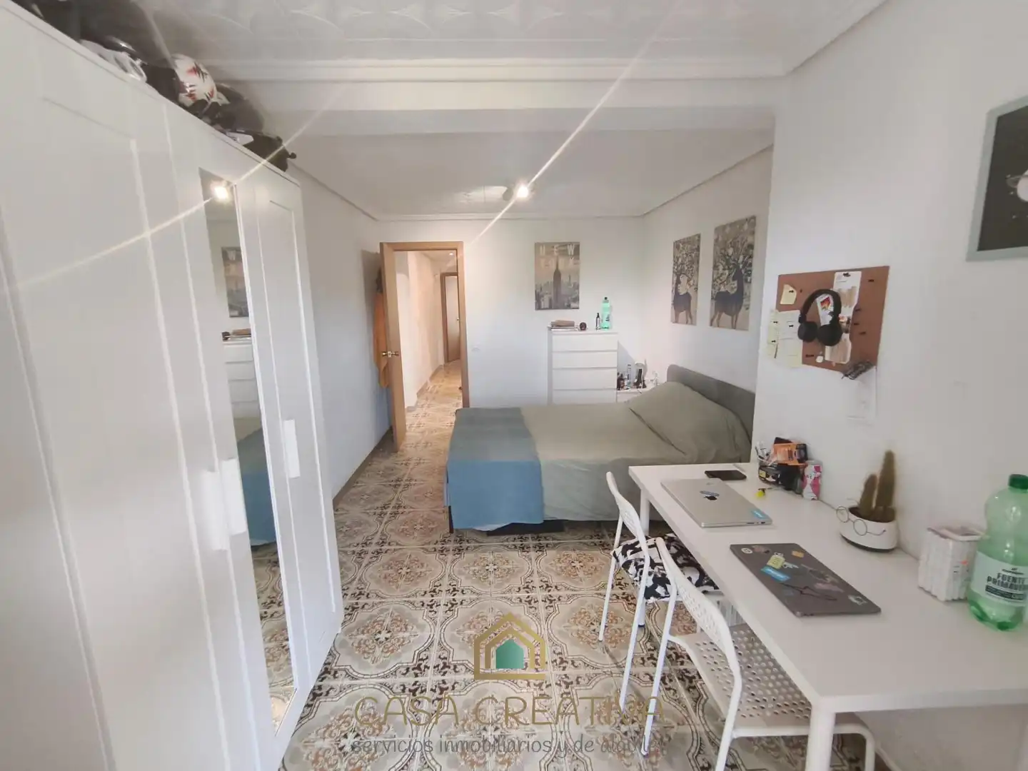 Habitación de Piso en venta en Valencia con Amueblado y Balcón
