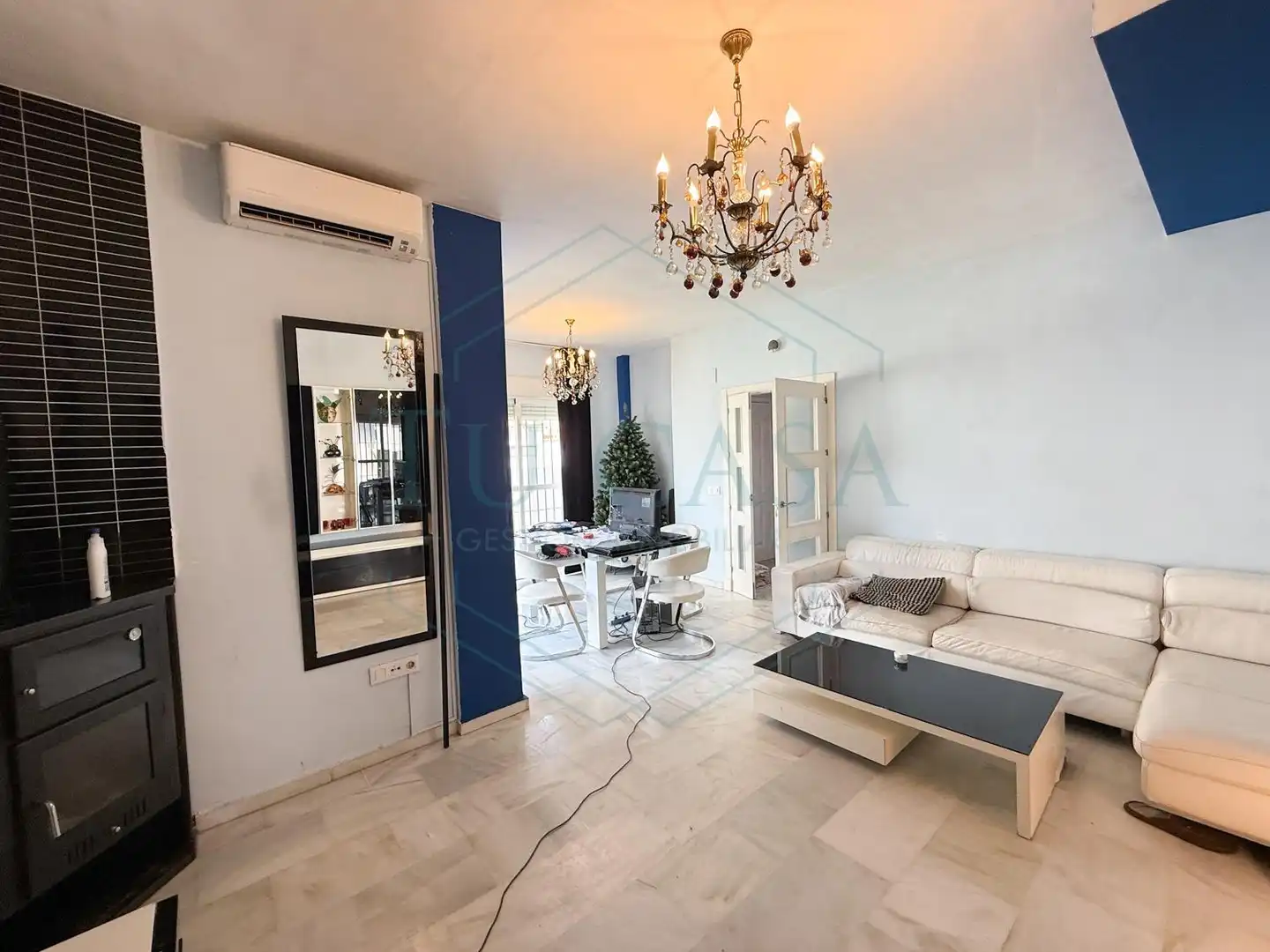 Sala d'estar de Casa o xalet en venda en Puerto Real amb Aire condicionat, Calefacció i Jardí privat