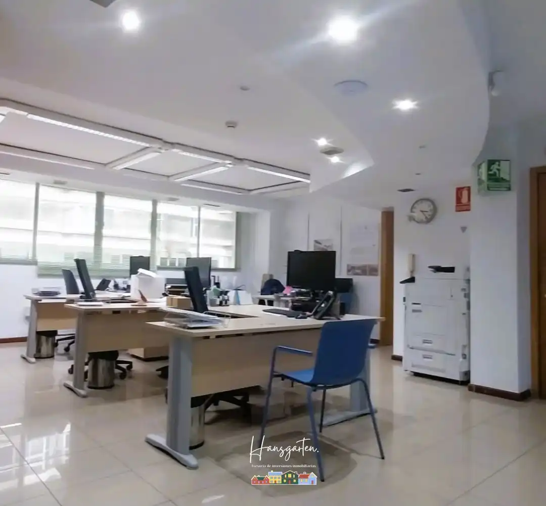Office space with lift for sale in Rafael Cabrera, imagen 15