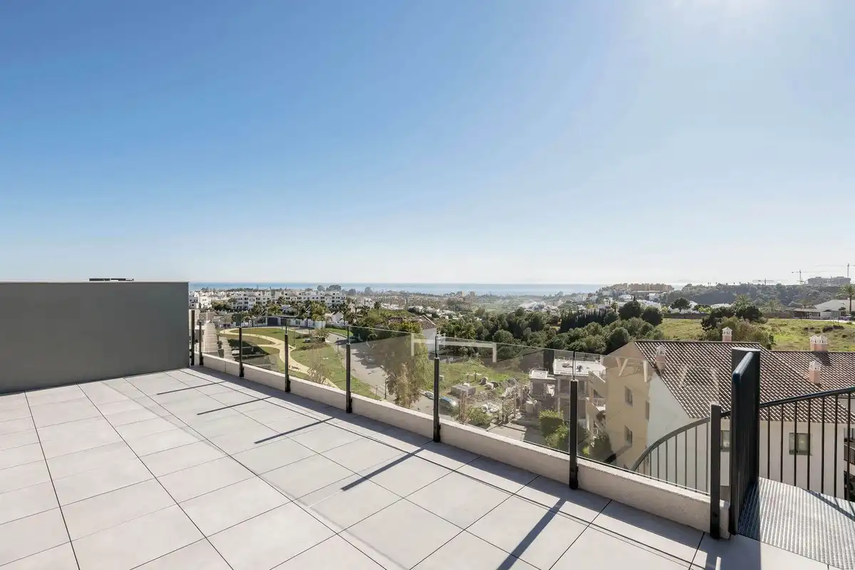 Penthouse with pool for sale in Selwo, imagen 16