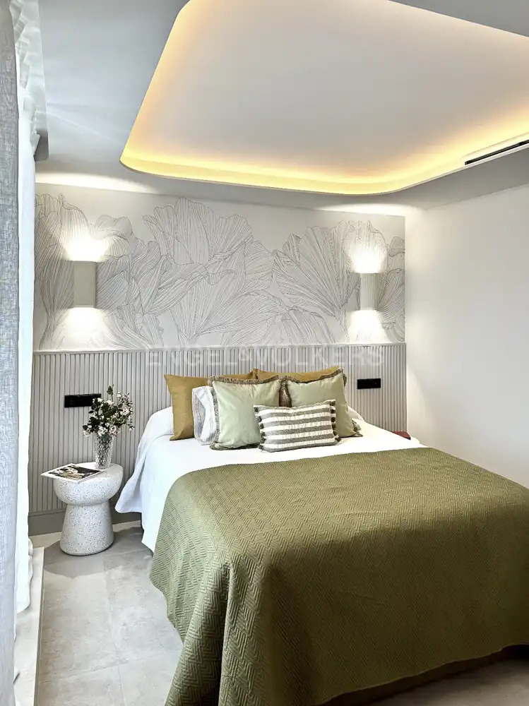 Bedroom of Attic for sale in Madrid  with Air Conditioner, Heating and Terrace