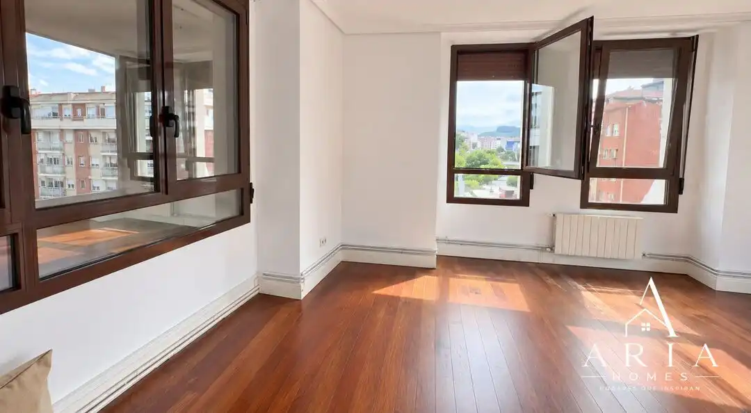 Habitación de Ático en venta en Bilbao  con Calefacción