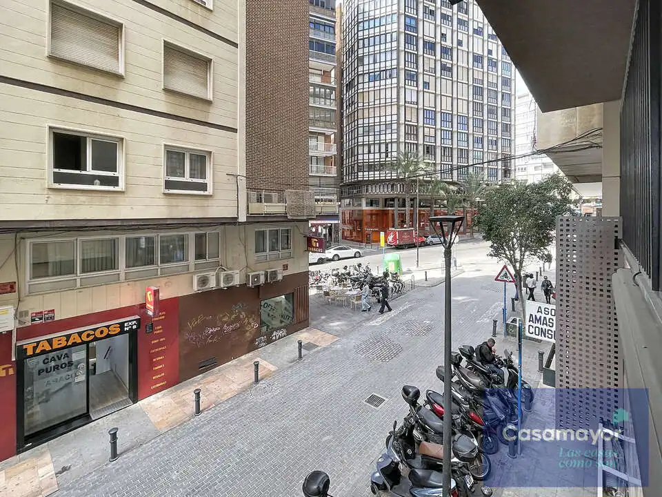 Oficina en venta en Calle General Primo de Rivera, Barrio del Centro