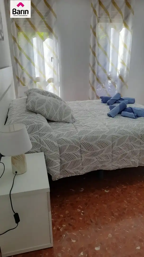 Schlafzimmer von Wohnung zum Verkauf in Córdoba mit Klimaanlage, Terrasse und Abstellraum