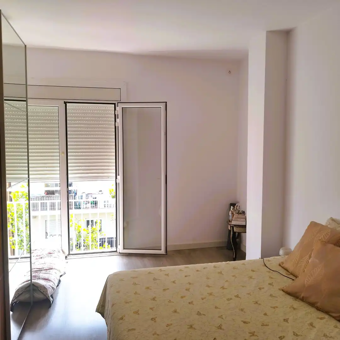 Terraza de Piso en venta en Barcelona con Microondas y Balcón