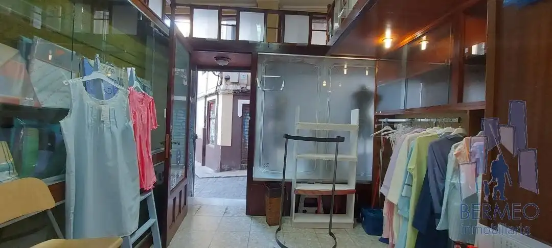 Local comercial en alquiler en Etxebarria-Tar Kresentzi Kalea, imagen 2