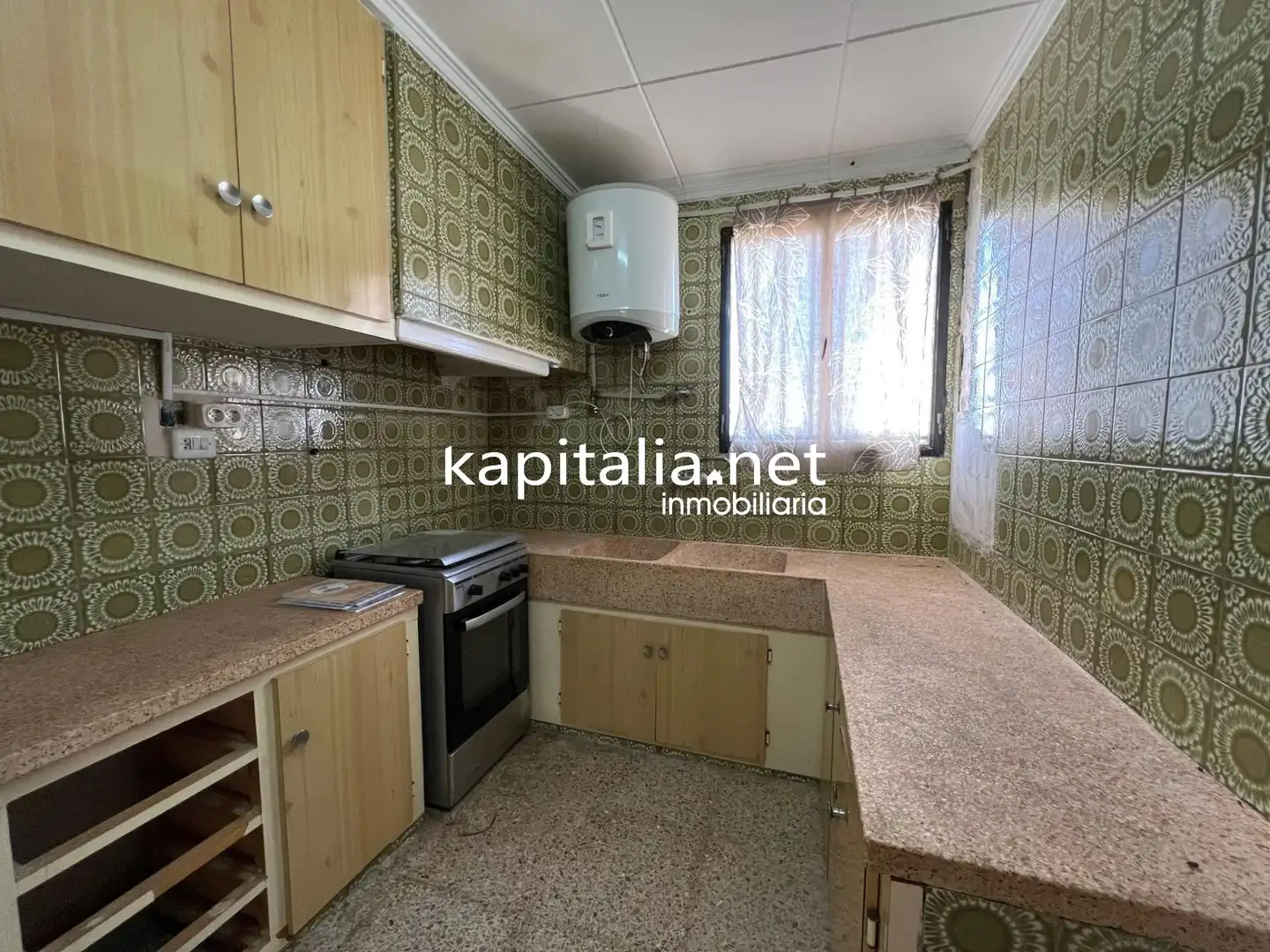 Cuina de Casa o xalet en venda en Ontinyent amb Traster i Piscina