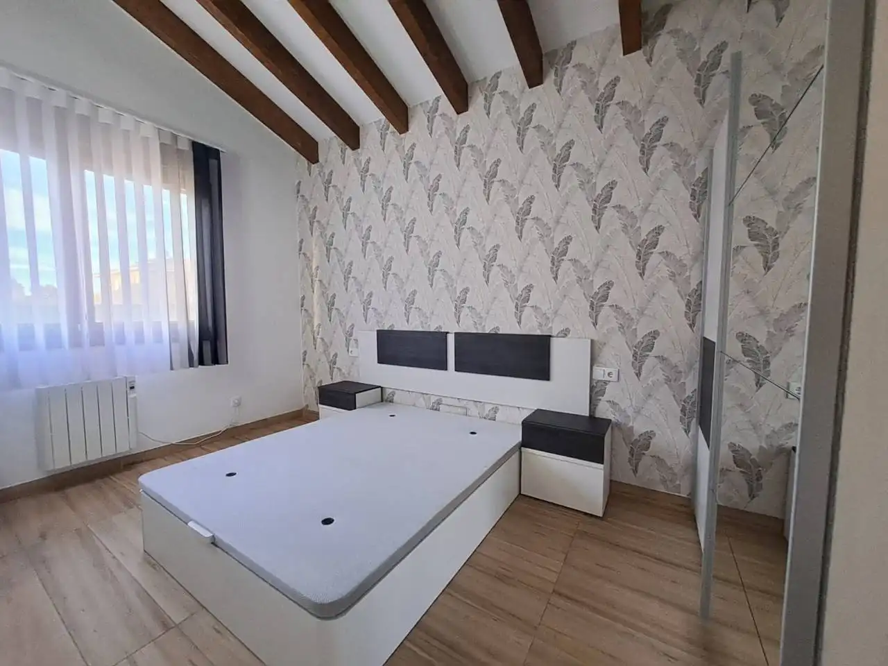 Dormitori de Casa o xalet en venda en Villalonquéjar
