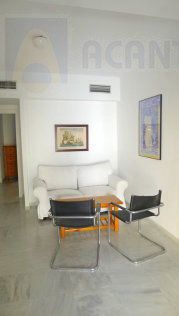 Living room of Apartment to rent in  Sevilla Capital  with Air Conditioner, Furnished and Balcony